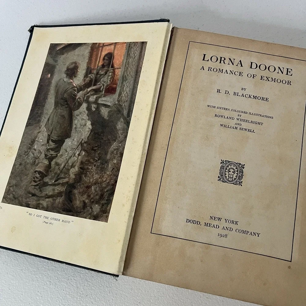 1928 Lorna Doone Book hardback coffee table gorgeous illustrations blue